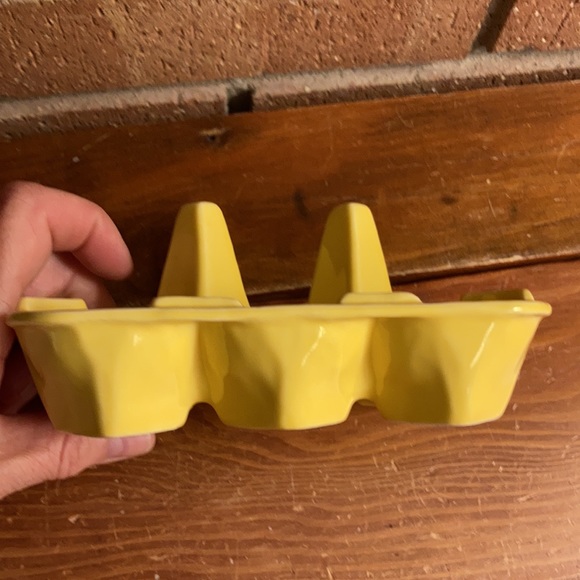 Anthropologie Biscuit Ceramic egg containers (2) - Picture 10 of 16